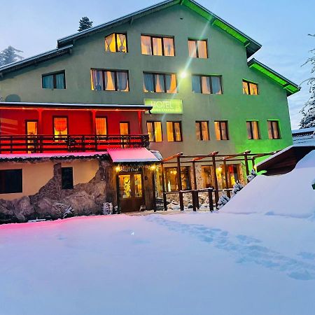 Hotel Forest Star On The Ski Slope Borovets Esterno foto